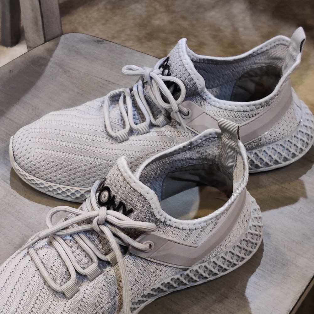 Pony Gray and White Sneakers Breathable Knit Design
